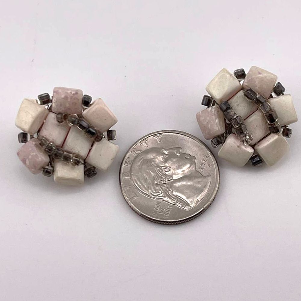 Vintage Signed‎ Japan Beaded Cluster Clip On Earrings